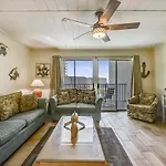 Sugar Beach A6-Lovely 4 Bedroom 3 Bath Condo, Sleeps 11, Free Beach Chairs 2021! Condo