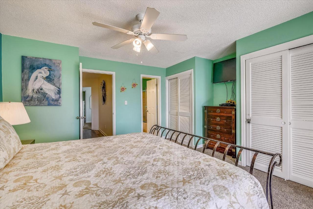 Sugar A6-lovely 4 Bedroom 3 Bath Condo, Sleeps 11, Free Chairs 2021!