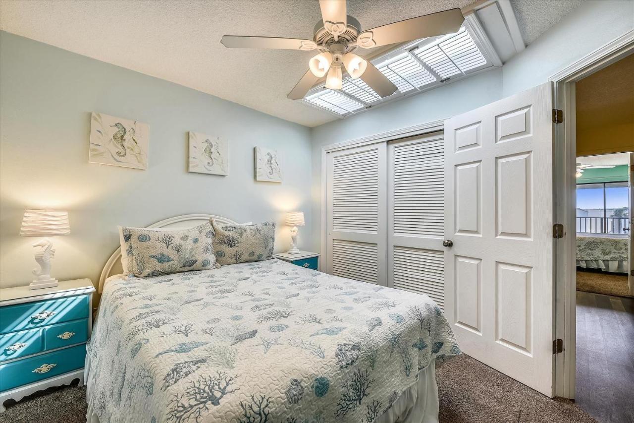 Sugar A6-lovely 4 Bedroom 3 Bath Condo, Sleeps 11, Free Chairs 2021! Panama City Beach